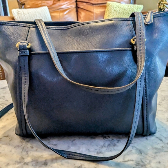 Coach Dark Blue Peyton Leather Shoulder Bag with Gold Hardware - Picture 2 of 9